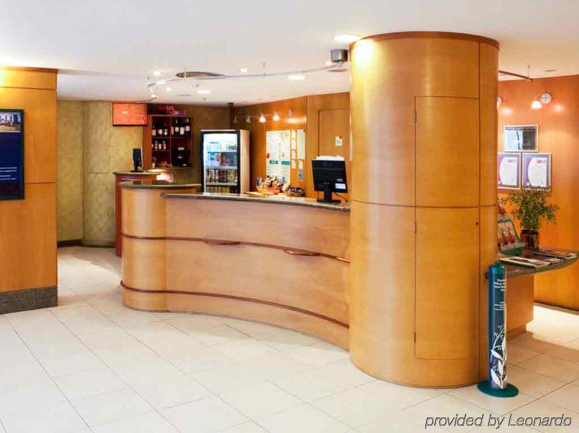 Ibis Curitiba Batel Hotel Bagian luar foto